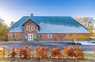 Haus kaufen in Liesbüttler Ring 21, 25557 Steenfeld, Resthof mit rustikalem Charme und großer Hauskoppel in ruhiger Dorflage