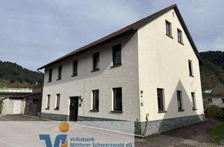Haus kaufen in 77756 Hausach, Viel Raum für Ideen – Wohnhaus mit Terrasse, großem Grundstück und ehemaliger Werkstatt in Hausach