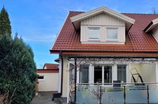 Haus mieten in 32049 Herford, Gepflegtes Doppelhaus mit Garage in Herford