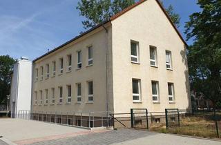 Büro zu mieten in Albert-Keller-Straße, 06217 Merseburg, Büro- oder Praxisräume in Merseburg-Süd