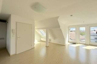 Wohnung mieten in Lamprechtstraße 2b, 63739 Aschaffenburg, Helle 2‑Zimmer‑Dachgeschosswohnung mit Balkon und Einbauküche in begehrter ruhiger Innenstadtlage