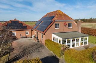 Haus kaufen in 26427 Moorweg, Platz für die ganze Familie - Mehrgenerationen-Ensemble mit Bungalow in Esens/OT-Westerschoo