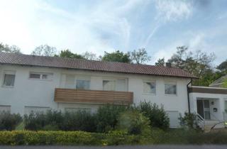 Einfamilienhaus kaufen in Theodor-Heuss-Str., 63179 Obertshausen, Einfamilienhaus mit Doppelgarage in Obertshausen, sowie Arztpraxis, Maklerprovision 5% zzgl. MwSt.