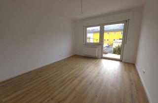 Haus mieten in Drosselweg, 72760 Reutlingen, 6 Zi modernisiert RT-Reihenmittelhaus 130m² Römerschanze, Terrasse, Keller, Autoabstellplatz