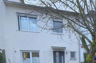 Haus mieten in 65779 Kelkheim, Gepflegtes 4-Zimmer Reihenmittelhaus in Kelkheim mit Garage