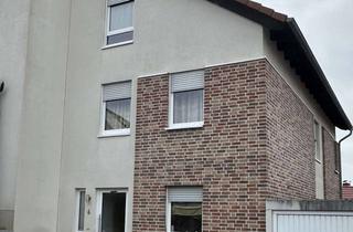 Haus mieten in Im Spredey, 44577 Castrop-Rauxel, Gepflegtes Einfamilienhaus (Doppelhaushälfte) mit 6 Zimmern in Castrop-Rauxel