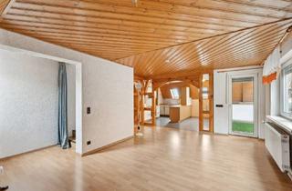 Wohnung kaufen in 76889 Schweigen-Rechtenbach, Maisonette-Wohnung im Anbau (1992) mit Garage im Dreifamilienhaus – Schweigen-Rechtenbach