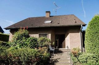 Einfamilienhaus kaufen in 45219 Essen, Essen - Laupendahler Siedlung - freistehendes Einfamilienhaus mit Süd-Garten & Garage