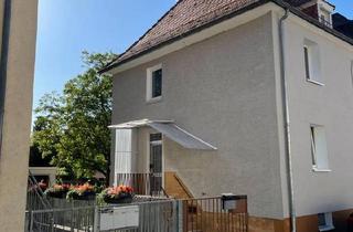 Mehrfamilienhaus kaufen in 63071 Offenbach am Main, Offenbach am Main - Wohnhaus mit 3 WE, Mehrfamilienhaus, 3FH, Anbau min.150qm möglich