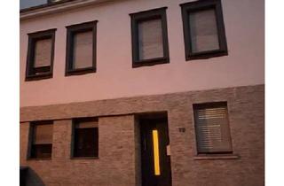 Wohnung kaufen in 66386 St. Ingbert, Sankt Ingbert - 5 vermieteten wohnungen mit solaranlage und neu Dach.