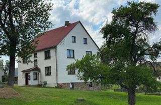 Haus kaufen in 09623 Frauenstein, Frauenstein - Wohnhaus mit großem Grundstück im Osterzgebirge