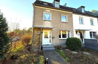 Haus kaufen in 40789 Monheim, Monheim - Wo Zukunft ein Zuhause findet - Substanz mit Seele - Rheinendhaus für Familien mit Vision