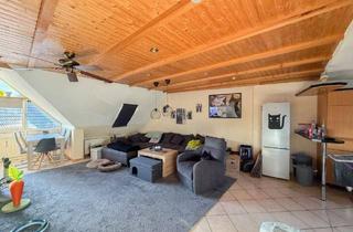 Wohnung kaufen in 96237 Ebersdorf, Sonnige Maisonette-Wohnung mit PKW-Stellplatz in Ebersdorf b. Coburg