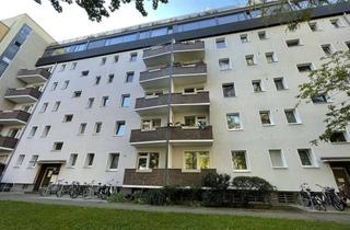 Wohnung kaufen in 10969 Kreuzberg, Gelegenheit! Werthaltige Einheit mit Balkon in Citynähe