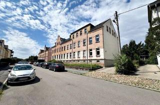 Wohnung kaufen in Klopstockstraße, 09131 Ebersdorf, "Attraktive Kapitalanlage: Vermietete, renovierte 2-Zimmer-Wohnung mit Stellplatz und Gartennutzung"