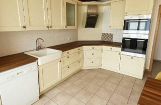 Wohnung kaufen in 56068 Mitte, Geräumige 4-Zimmer-Wohnung mit großer Terrasse in zentraler Lage von Koblenz