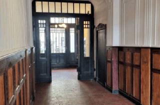 Wohnung kaufen in Barfusstraße, 13349 Wedding, Charmante Altbauwohnung in Zentraler Lage