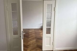 Wohnung kaufen in 24116 Schreventeich, Helle 3-Zimmer Wohnung im 4. OG in Kiel-Schreventeich