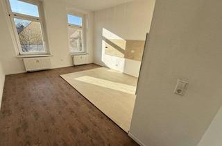 Wohnung mieten in Wilhelmsplatz 15, 02826 Innenstadt, Helle & gut geschnittene 1,5-Raumwohnung, am Wilhelmsplatz - frisch renoviert, Stellplatz möglich!