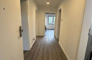 Wohnung mieten in 51149 Westhoven, TOP Sanierte 4-Zimmer-Wohnung mit Balkon, WG Geeignet, Sofort Verfügbar