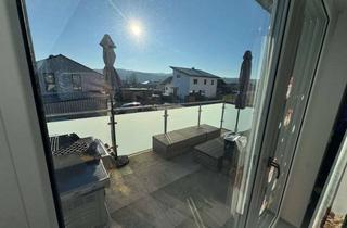 Wohnung mieten in 93194 Walderbach, Barrierefreie 4-Zimmer Erdgeschosswohnung mit Balkon in Walderbach