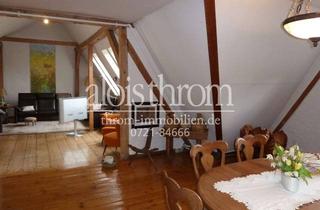 Wohnung mieten in 76185 Weststadt, GROSSZÜGIGE 6,5-ZI.-MAISONETTE MIT SÜDBALKON UND TERRASSE