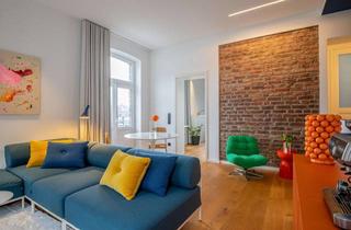 Wohnung mieten in Vor Den Siebenburgen 27, 50676 Altstadt-Süd, Charmante 2-Zimmer Altbau-Wohnung, frisch saniert und möbliert, Köln