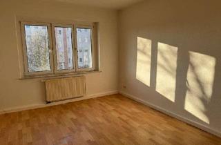 Wohnung mieten in Heidestr. 263, 06849 Süd, 2-Raum-Wohnung mit Dusche und Balkon