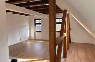 Wohnung mieten in Roßdörfer Str. 69, 64409 Messel, gemütliche Dachgeschosswohnung im Altbau