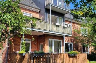 Wohnung mieten in 24116 Schreventeich, Helle 2,5 Zimmer-DG-Wohnung mit schönem Balkon im Philosophenviertel, Gartenmitnutzung