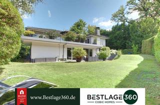 Villa kaufen in 61350 Bad Homburg, Stilvolles Zuhause am Hardtwald: Lichtdurchflutete Villa mit traumhafter Terrasse