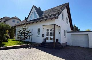 Einfamilienhaus kaufen in 59909 Bestwig, Einziehen und Wohlfühlen – Modernes Einfamilienhaus mit Kamin, Garten & Balkon