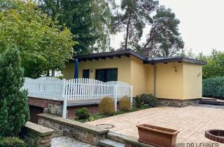 Haus kaufen in 17207 Röbel, Dr. Lehner Immobilien NB -Exklusives Ferienhaus am Wasser