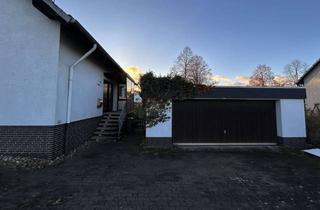 Haus mieten in 31188 Holle, Einfamilienhaus in Holle (31188), Erstbezug nach Renovierung, zentrale Lage, 1-2 Garagen, Vollkeller