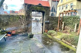 Haus mieten in 97252 Frickenhausen, Idyllisch rustikales Winzerhaus ggf. möbliert zu vermieten, kl. Vorgarten