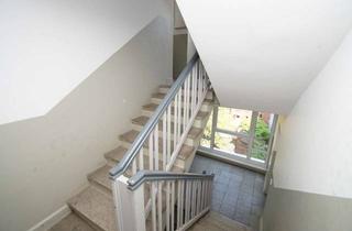 Wohnung kaufen in 99085 Krämpfervorstadt, Provisionsfrei! 2-Zi.-Wohnung mit Wintergarten im Herzen von Erfurt! fast 5% Rendite möglich