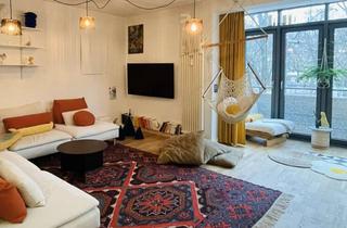 Wohnung kaufen in Torellstraße, 10243 Friedrichshain, Bezugsfreie 2-3 Zimmer-Wohnung mit Balkon und Stellplatz nahe Warschauer Straße in Friedrichshain