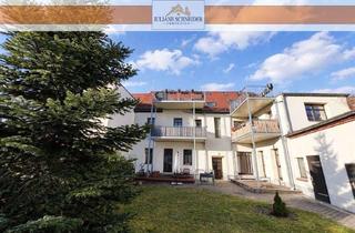 Wohnung kaufen in 04442 Zwenkau, Sofort Bezugsfrei! Historisches Wohnen–Stilvolle 3-Raum-Wohnung mit Süd-West-Terrasse & Gartenidylle