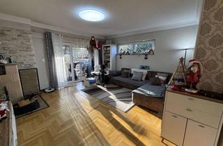 Wohnung kaufen in 33334 Gütersloh, Großzügige Etagenwohnung mit Garten in einem Zweifamilienhaus in Sackgassenlage Kattenstroth