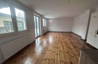 Wohnung mieten in 19370 Parchim, **Erstbezug- frisch renovierte 4 Zimmer Wohnung mit Garten**