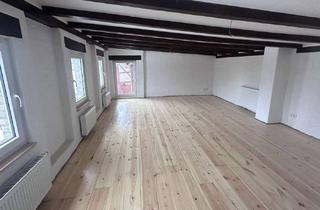 Wohnung mieten in 19370 Parchim, **Erstbezug- frisch renovierte 4 Zimmer Wohnung mit Garten**