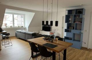 Wohnung mieten in Herzog-Georg-Straße 16, 89415 Lauingen, Zentral und barrierefrei: Neuwertige 3-Raum-Dachgeschosswohnung mit EBK in Lauingen