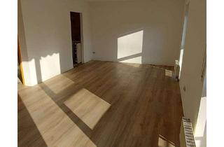 Wohnung mieten in 15370 Petershagen, 1-Raum-Wohnung mit Balkon im 1. OG in zentraler Lage in 15370 nahe S-Bahnhof Petershagen