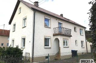 Haus kaufen in 86424 Dinkelscherben, Haus mit 2 Einheiten in ruhiger Lage!Sanierungsbedürftig, mit Potenzial und großem Garten