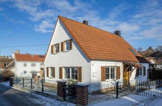 Einfamilienhaus kaufen in 89312 Günzburg, Familienfreundliches Einfamilienhaus mit Kamin, Doppelgarage und großem Garten