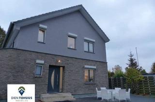 Anlageobjekt in Kieler Straße 288, 24536 Einfeld, 3-Familienhaus und Einfamilienhaus im Paket zu Verkaufen.