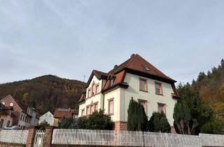 Haus kaufen in 67466 Lambrecht, Herrschaftliches Anwesen in Lambrecht sucht neuen Besitzer! Eigenheim oder Repräsentanz?