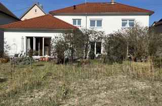 Haus kaufen in 79235 Vogtsburg, Exklusives und modernes Wohnen am sonnigen Kaiserstuhl