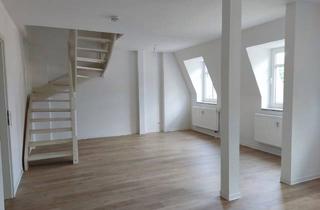 Wohnung mieten in 08525 Plauen, 4-Zi.-Maisonette-Wohnung im Dachgeschoss mit Balkon!