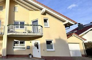 Doppelhaushälfte kaufen in 67661 Kaiserslautern, Kaiserslautern - KL-Siegelbach: Geräumige Doppelhaushälfte mit Garage und Pkw-Stellplatz